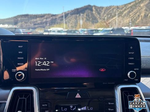 Used 2022 Kia Sorento SX image 6