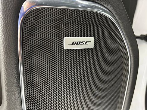 Used 2018 GMC Sierra 1500 SLT w/ SLT Premium Package image 16