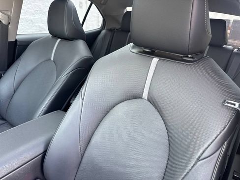 Used 2021 Toyota Camry XSE w/ Navigation Package FWD image 13