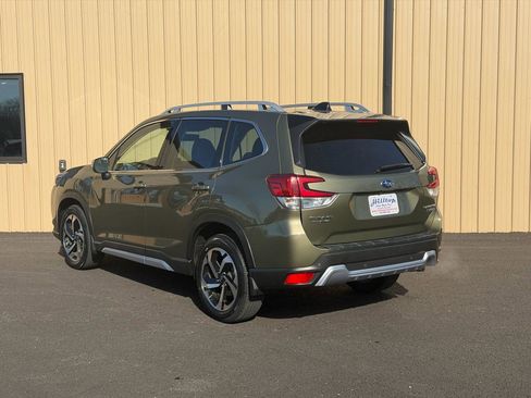 Used 2024 Subaru Forester Touring w/ Convenience Package image 7