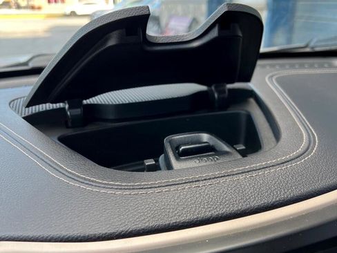 Used 2014 Jeep Cherokee Limited image 27