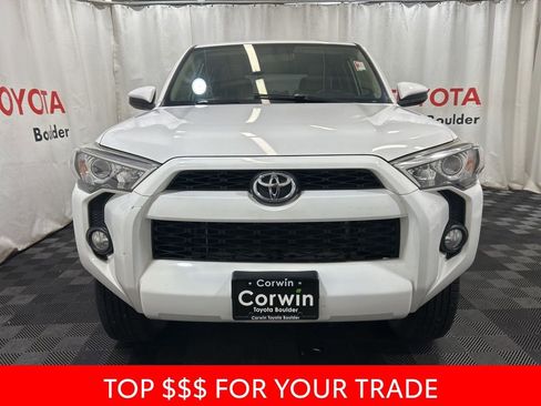 Used 2016 Toyota 4Runner SR5 image 2