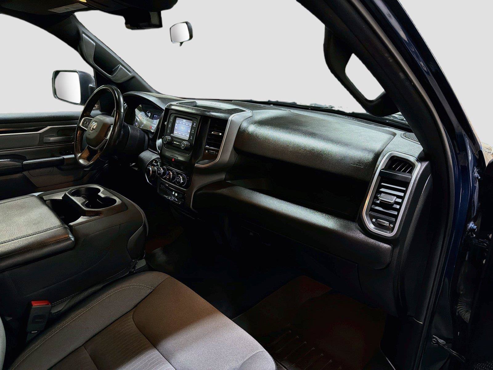 Used 2021 RAM 1500 Big Horn AWD/4WD image 25