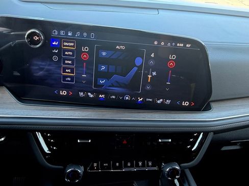 New 2026 Chevrolet Suburban High Country AWD/4WD image 16