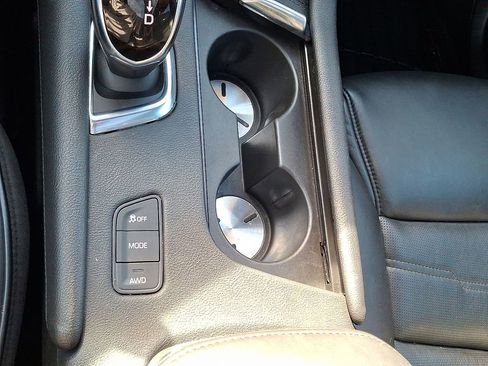 Used 2017 Cadillac XT5 Platinum w/ Driver Assist Package image 25