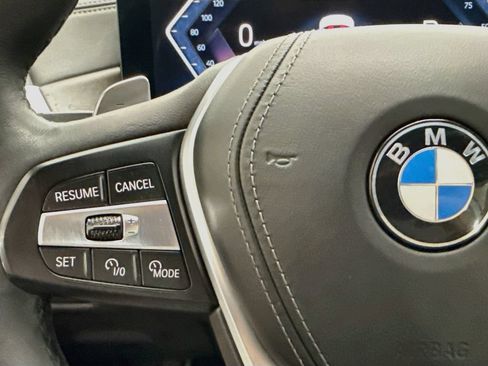 Used 2024 BMW X5 xDrive40i w/ Premium Package AWD/4WD image 11