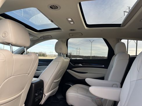 Used 2022 Buick Enclave Premium w/ Experience Buick Package image 28