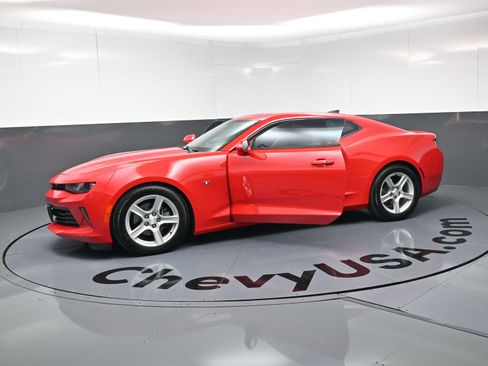 Used 2016 Chevrolet Camaro LT image 20
