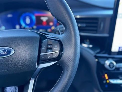 Used 2023 Ford Explorer ST w/ Equipment Group 401A image 17