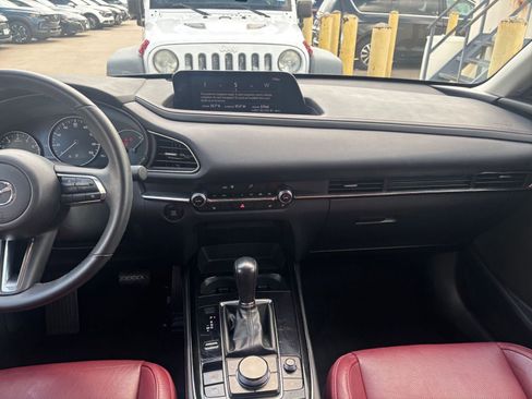 Used 2025 MAZDA CX-30 AWD 2.5 S w/ Preferred Package image 17