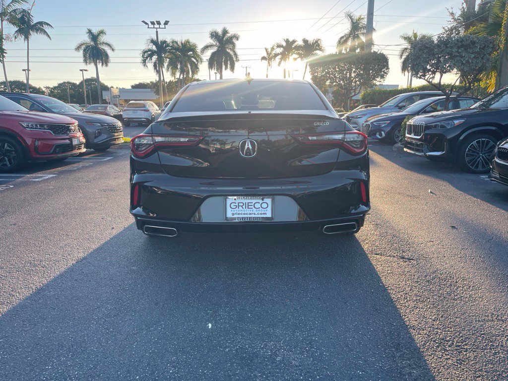 Used 2021 Acura TLX w/ Advance Package FWD image 4