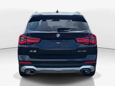 Used 2022 BMW X3 xDrive30i w/ Convenience Package AWD/4WD image 5