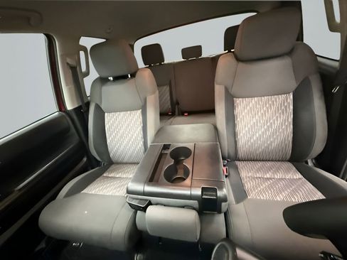 Used 2019 Toyota Tundra SR image 14