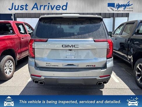 Certified 2025 GMC Yukon XL AT4 AWD/4WD image 3