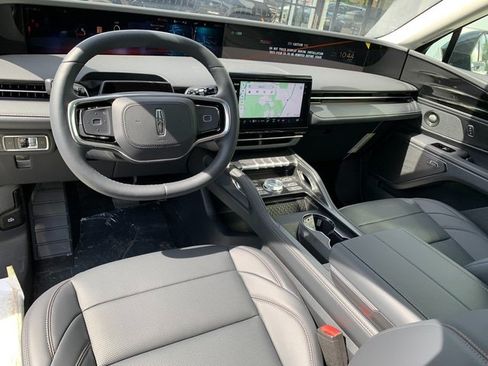 New 2026 Lincoln Nautilus Premier w/ Equipment Group 102A AWD/4WD image 18
