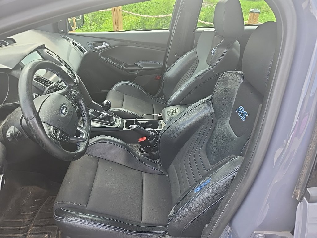 Used 2017 Ford Focus RS AWD/4WD image 8