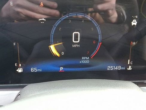 Used 2025 Chevrolet Trax ACTIV w/ Driver Confidence Package image 22