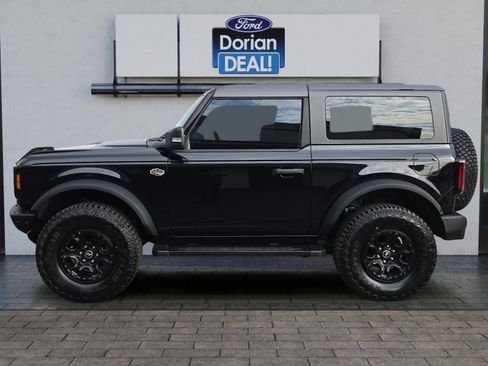 Used 2023 Ford Bronco Wildtrak image 6