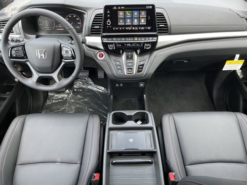 New 2026 Honda Odyssey Sport-L image 3