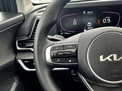 Used 2023 Kia Sportage LX image 22