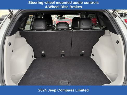 Used 2024 Jeep Compass Limited image 10