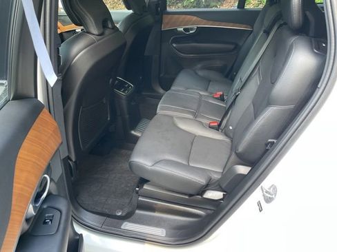 Used 2024 Volvo XC90 T8 Plus AWD/4WD image 10