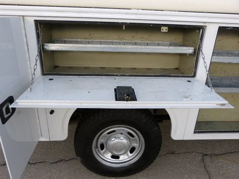 Used 2019 Ford F250 XL w/ Power Equipment Group RWD image 23