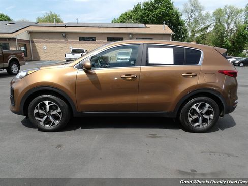 Used 2020 Kia Sportage LX FWD image 8