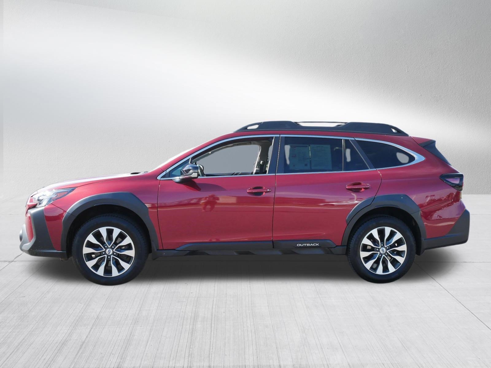 Used 2023 Subaru Outback Limited AWD/4WD image 4