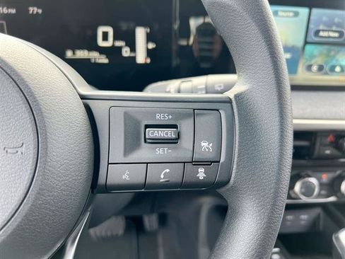 New 2025 Nissan Kicks SV image 34