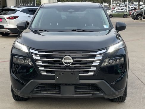 Used 2024 Nissan Rogue S image 6