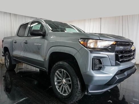 New 2026 Chevrolet Colorado LT image 2