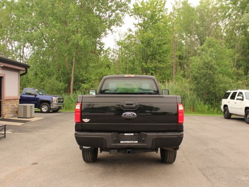Used 2015 Ford F250 XL w/ Power Equipment Group AWD/4WD image 6