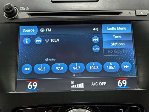 Used 2020 Acura ILX w/ Premium Package image 25