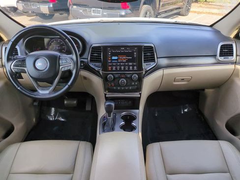 Used 2022 Jeep Grand Cherokee Limited image 14