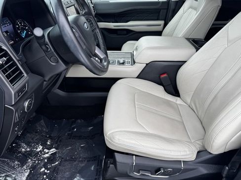 Used 2020 Ford Expedition Platinum image 5