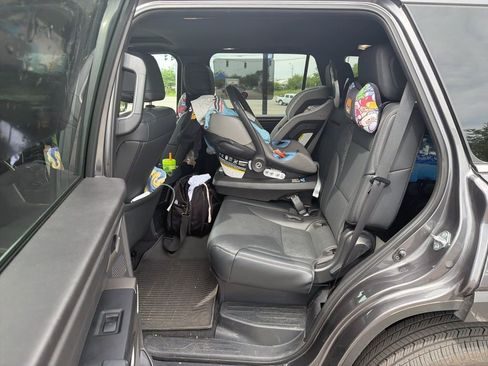 Used 2025 Toyota Sequoia SR5 w/ SR5 Premium Package AWD/4WD image 7