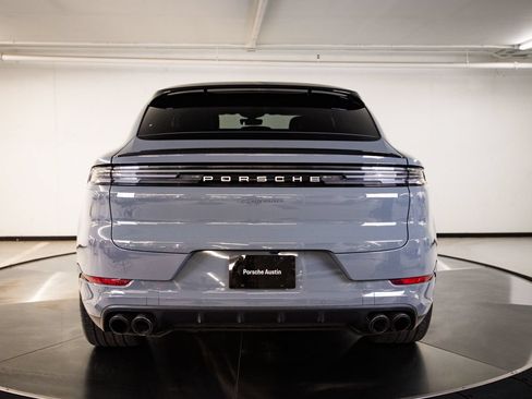 Certified 2026 Porsche Cayenne Coupe AWD/4WD image 6