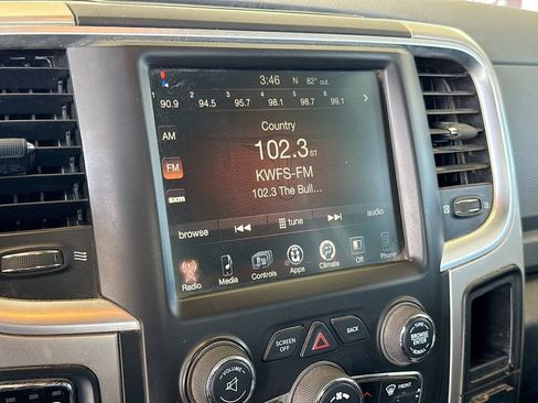 Used 2016 RAM 1500 Lone Star AWD/4WD image 17