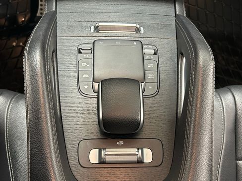 Used 2022 Mercedes-Benz GLS 450 4MATIC w/ AMG Line Exterior image 24