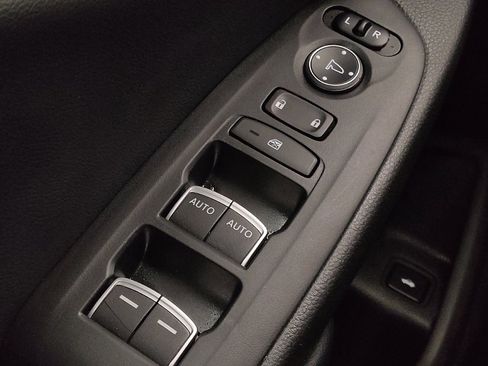 Used 2018 Honda Accord LX image 27