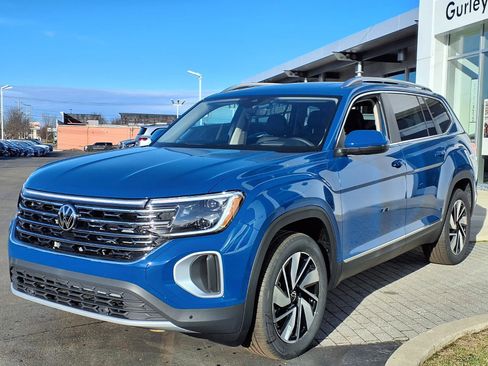 New 2026 Volkswagen Atlas SEL image 3