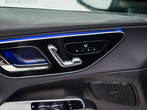 Certified 2025 Mercedes-Benz GLC 300 image 21