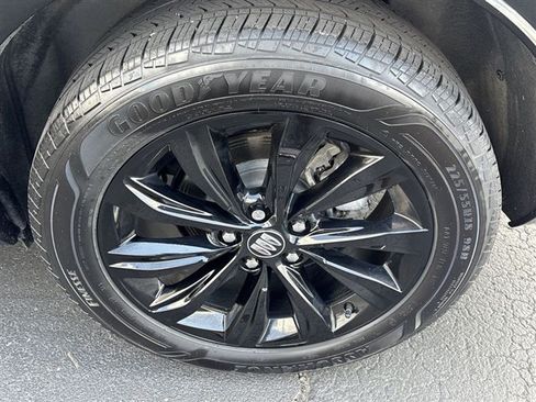 Certified 2024 Buick Envista Sport Touring w/ Convenience I Package FWD image 31