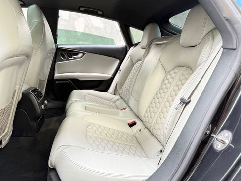 Used 2014 Audi RS 7 Prestige image 22
