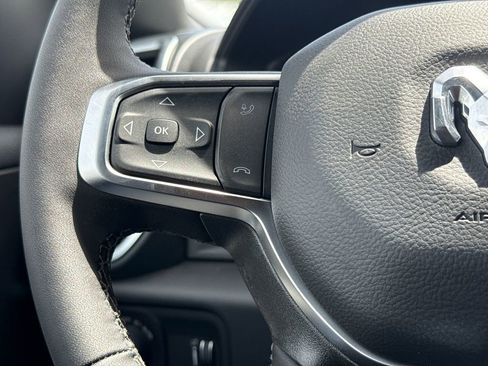 New 2026 RAM 1500 4x4 Crew Cab image 28