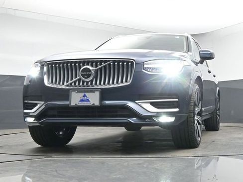 Used 2023 Volvo XC90 B6 Ultimate w/ Protection Package AWD/4WD image 41