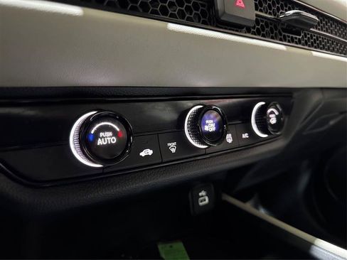 Used 2024 Honda HR-V LX image 22