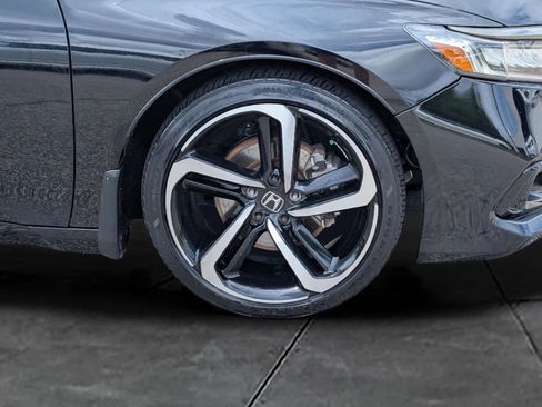 Used 2022 Honda Accord Sport image 11