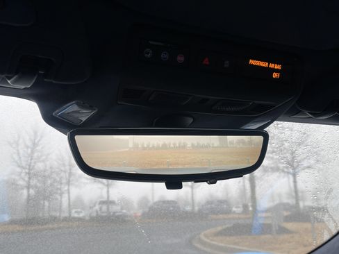 Used 2022 Chevrolet Corvette Stingray Premium Conv w/ Z51 Performance Package image 28